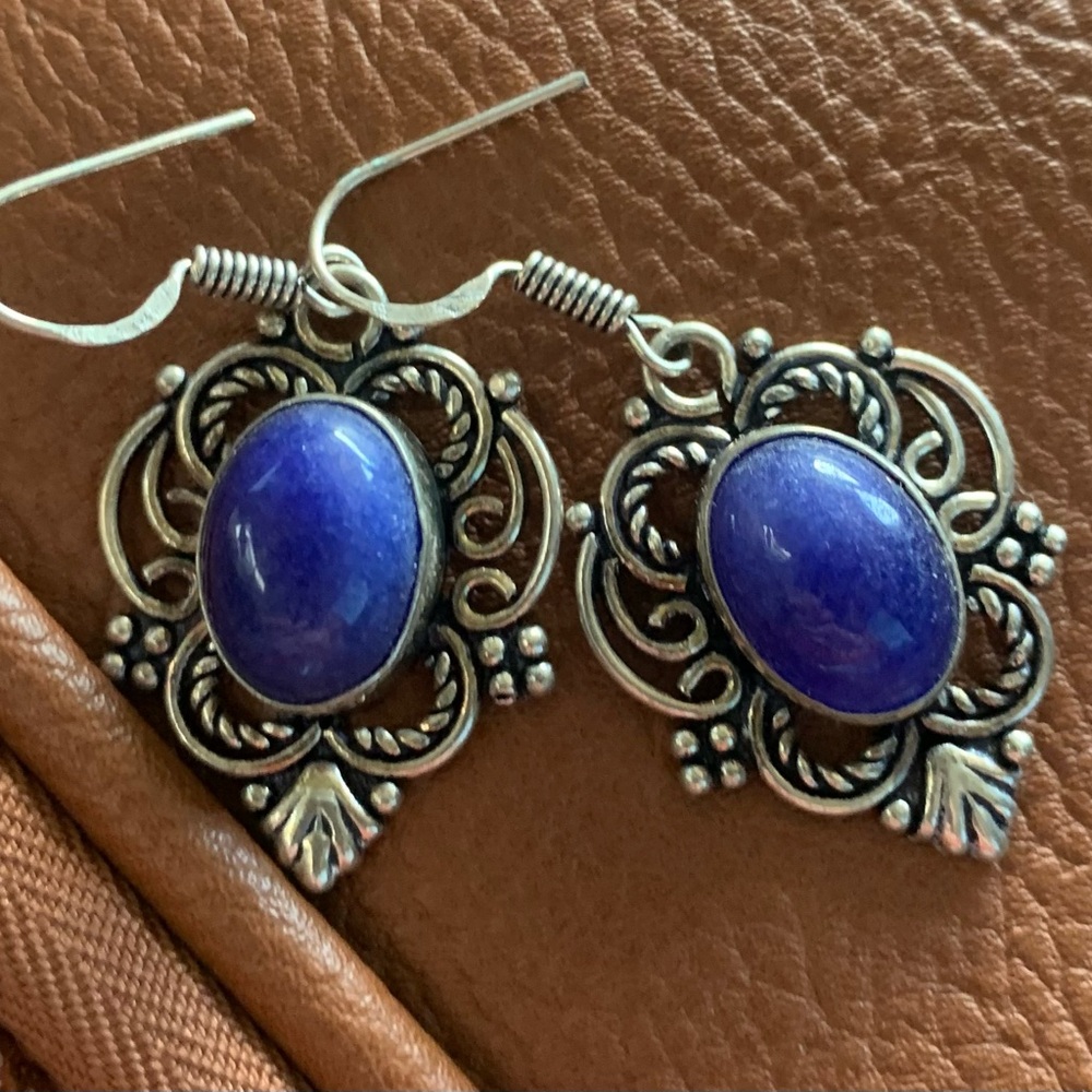 Elegant Sterling Silver and Lapis Lazuli Earrings
